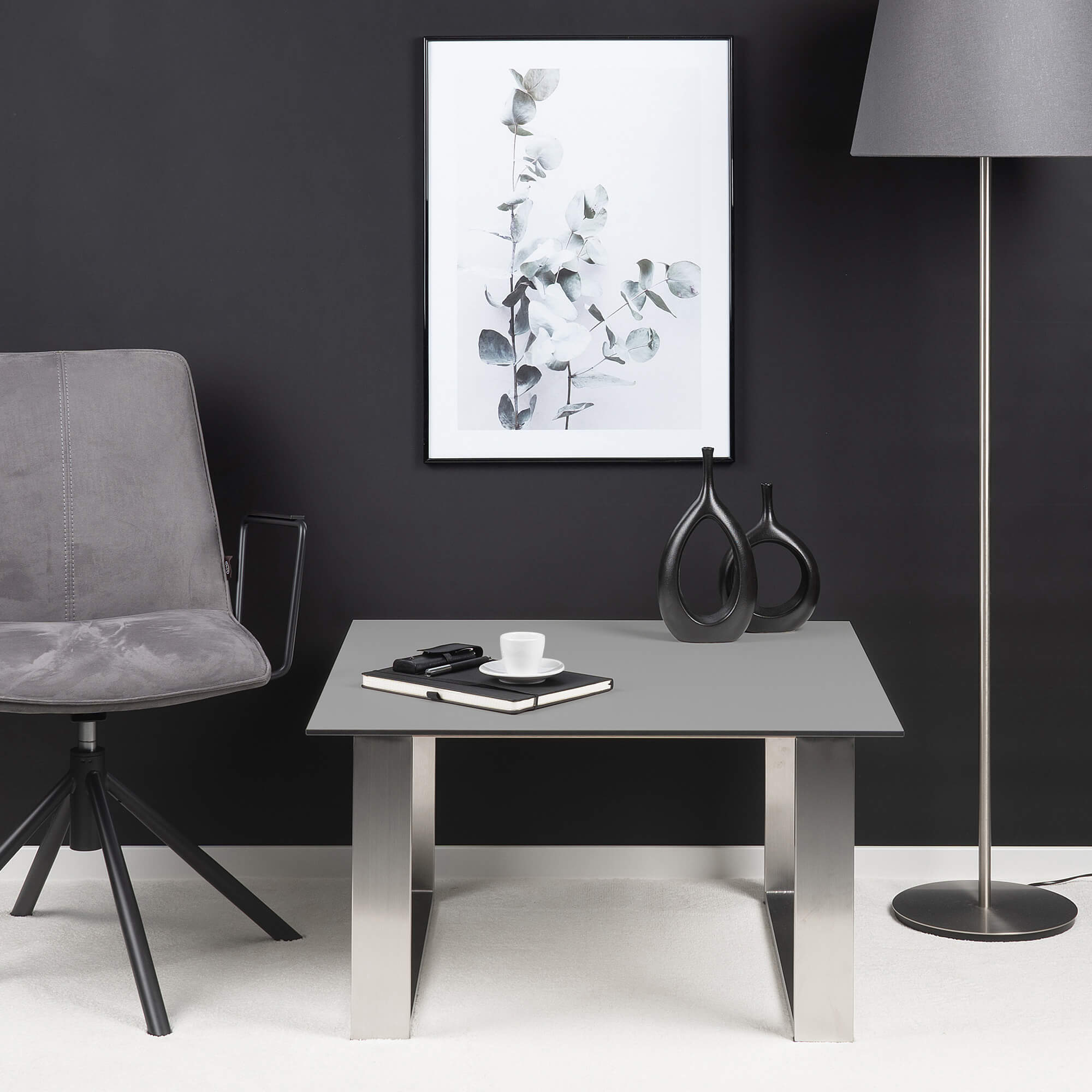 Coffee-table-grey-round-or-angular-comparison